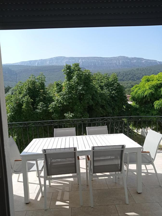 La Maison De Papou La Vigne A Nans Les Pins 83860 Dış mekan fotoğraf